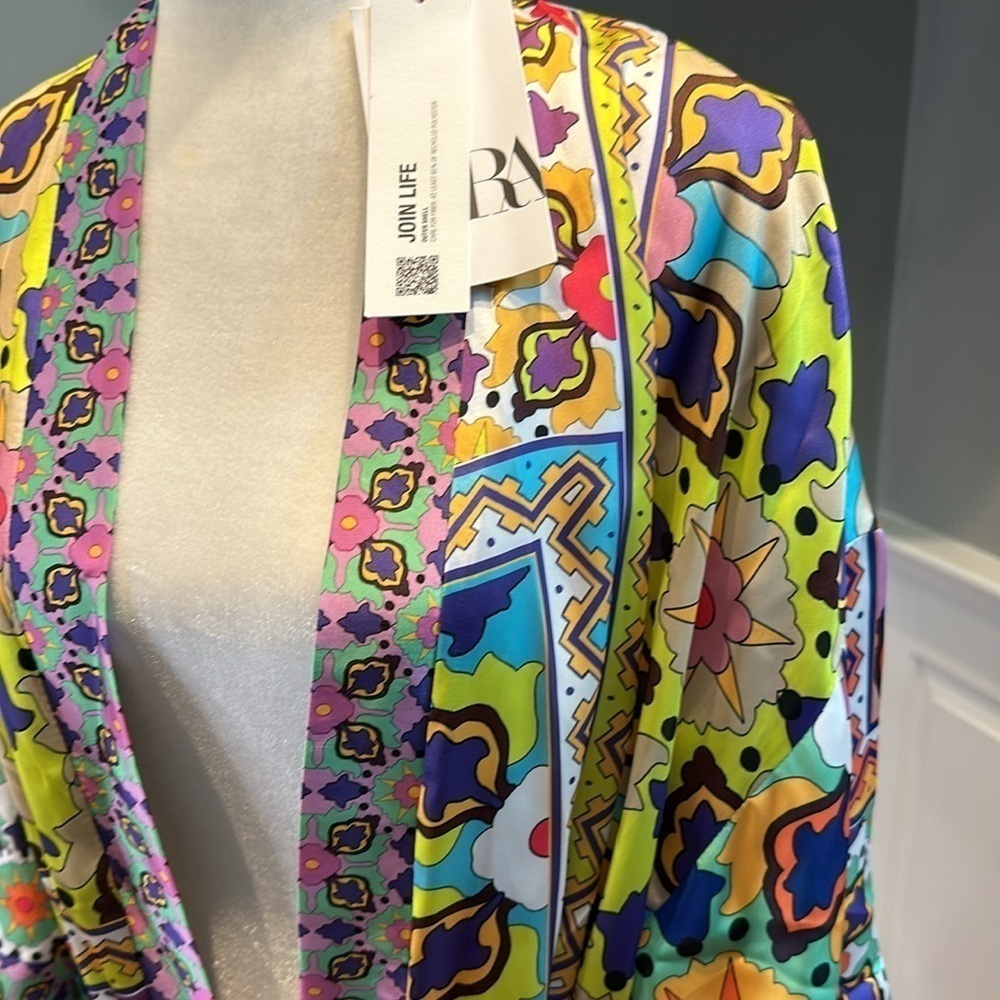 Zara Kimono - Picture 4 of 5